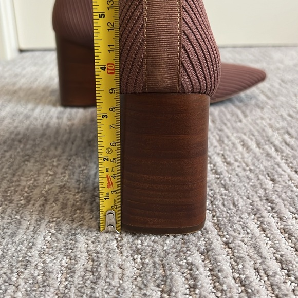 Barely worn Steven knit boot - Picture 9 of 9